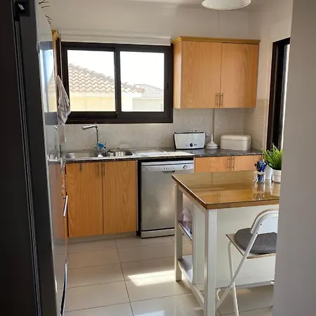 Oasis - Stunning 2 Bedroom Apartment Tersephanou