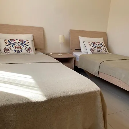 Apartment Oasis - Stunning 2 Bedroom Tersephanou